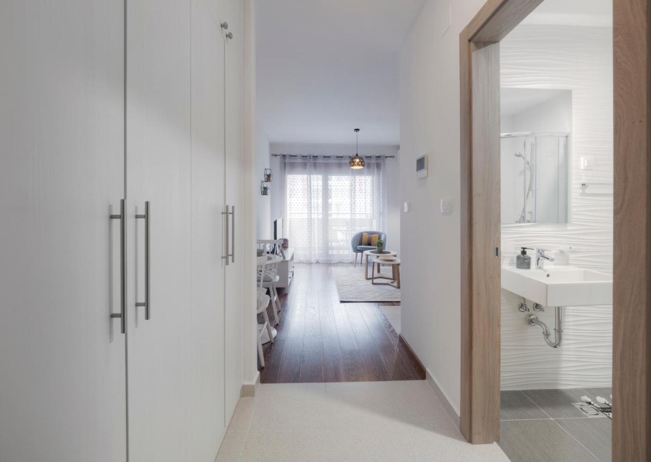 Cozy Studio Apartment Mila 포드고리차 외부 사진